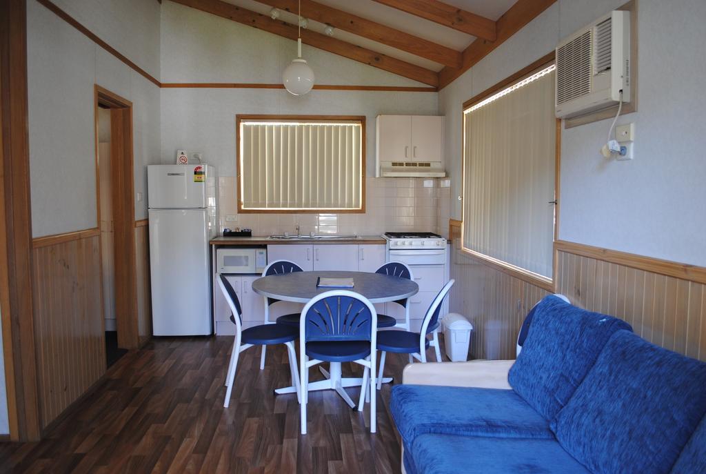 Pleasurelea Tourist Resort & Caravan Park เบทแมนส์เบย์ ห้อง รูปภาพ